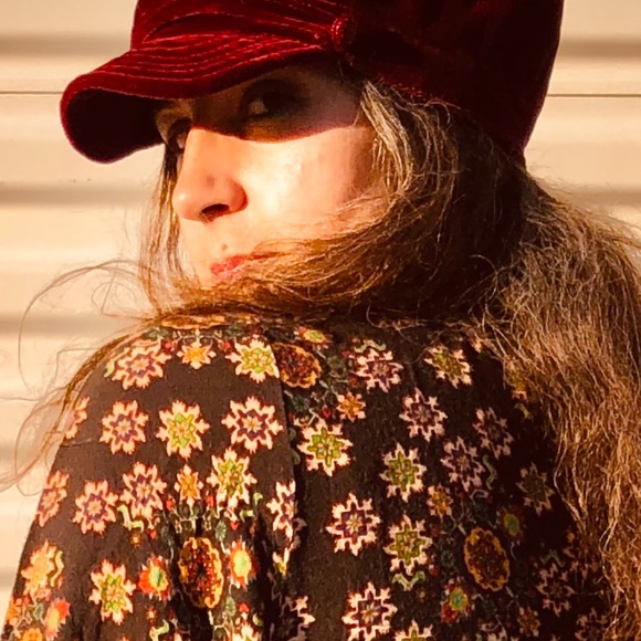 Meet your Posher, Alexandra (Alexia) - Picture 3 of 8